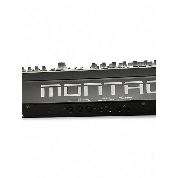 Used Yamaha MONTAGE M6 Keyboard Workstation