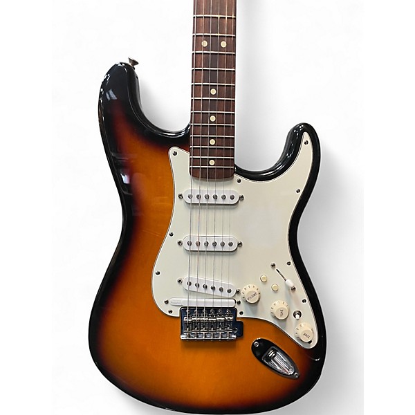 Used 2000 Fender VG Stratocaster 3 Tone Sunburst Solid Body Electric Guitar