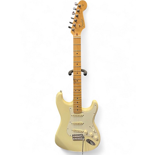 Used Fender American Professional Stratocaster HSS Shawbucker Olympic White Solid Body Electric Guitar