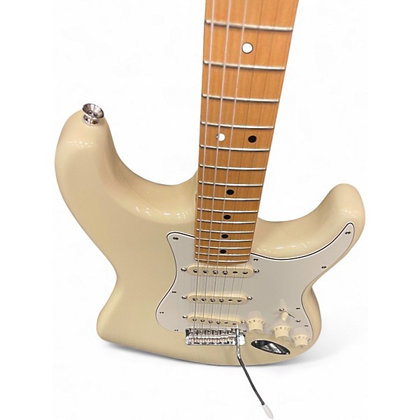 Used Fender American Professional Stratocaster HSS Shawbucker Olympic White Solid Body Electric Guitar