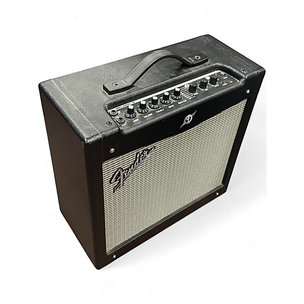 Used Fender MUSTANG 2 Guitar Combo Amp