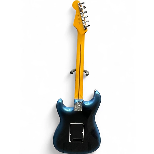 Used Fender American Professional Stratocaster with Rosewood Neck Dark Night Solid Body Electric Guitar