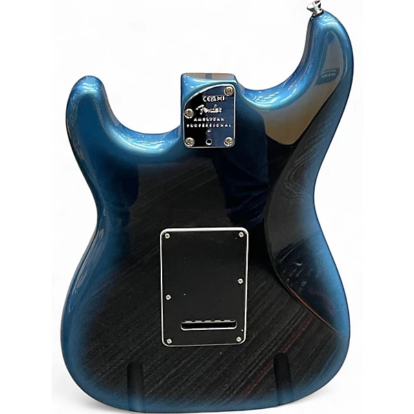 Used Fender American Professional Stratocaster with Rosewood Neck Dark Night Solid Body Electric Guitar
