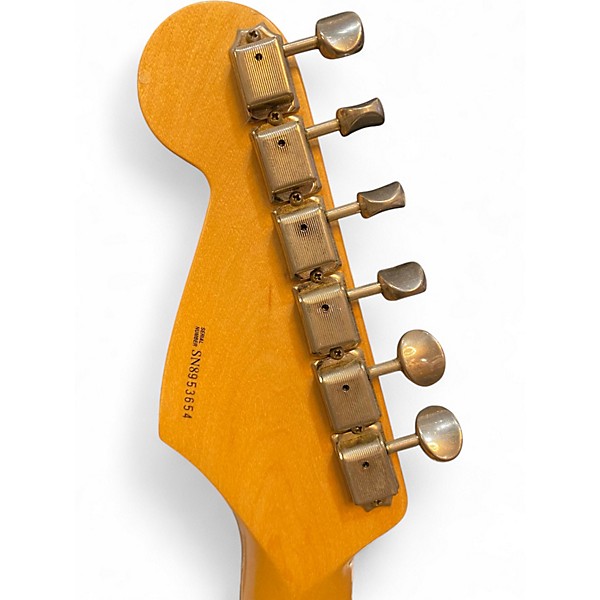 Used 1998 Fender Artist Series Eric Clapton Stratocaster White Solid Body Electric Guitar