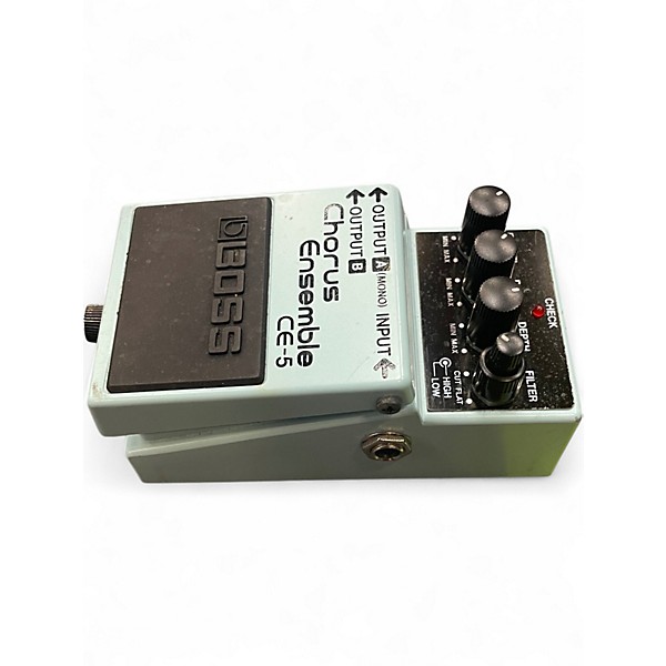 Used BOSS CE5 Chorus Ensemble Effect Pedal