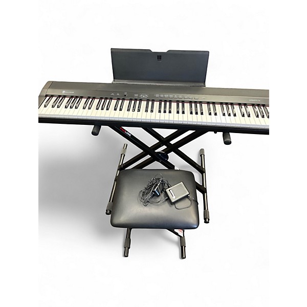 Used Williams legato iv Digital Piano