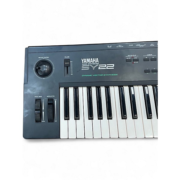 Used Yamaha SY22 Synthesizer
