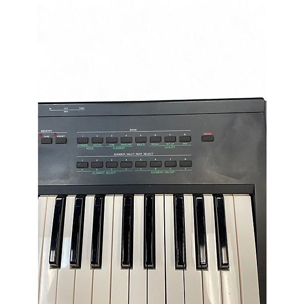 Used Yamaha SY22 Synthesizer