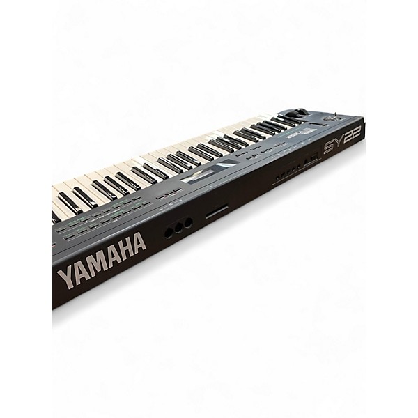 Used Yamaha SY22 Synthesizer