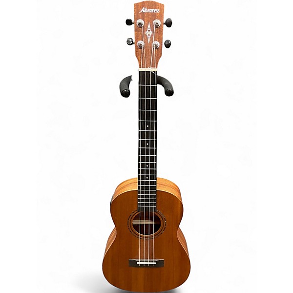 Used Alvarez RU22BE Natural Ukulele