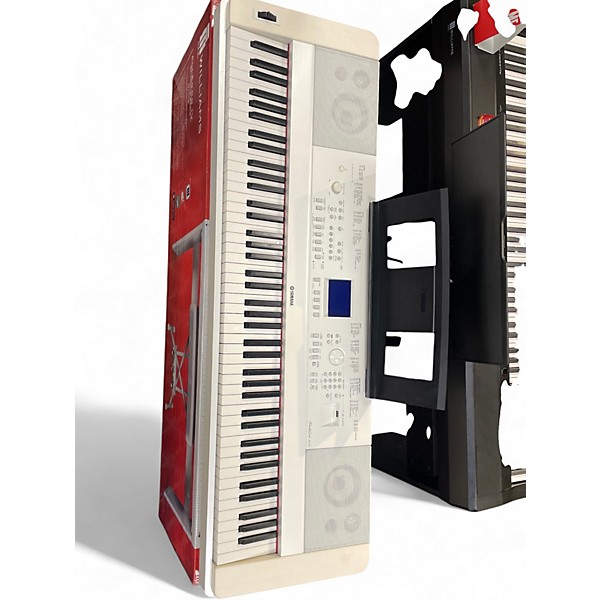 Used Yamaha DGX660 Portable Keyboard