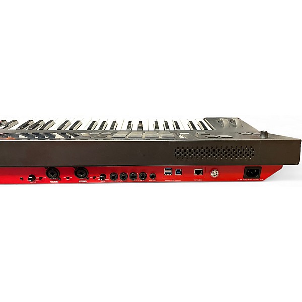 Used Akai Professional MPC Key 61 Keyboard Workstation