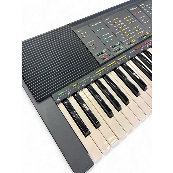 Used Yamaha PSR-70 Portable Keyboard