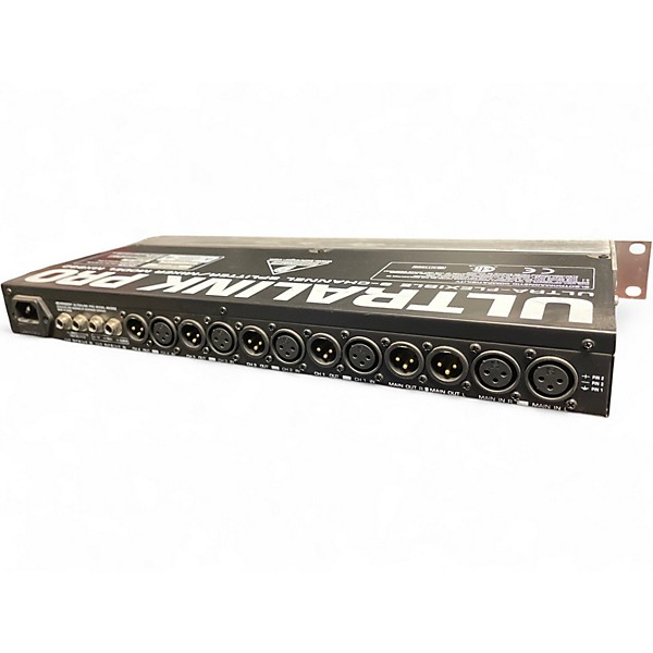 Used Behringer MX882 Unpowered Mixer