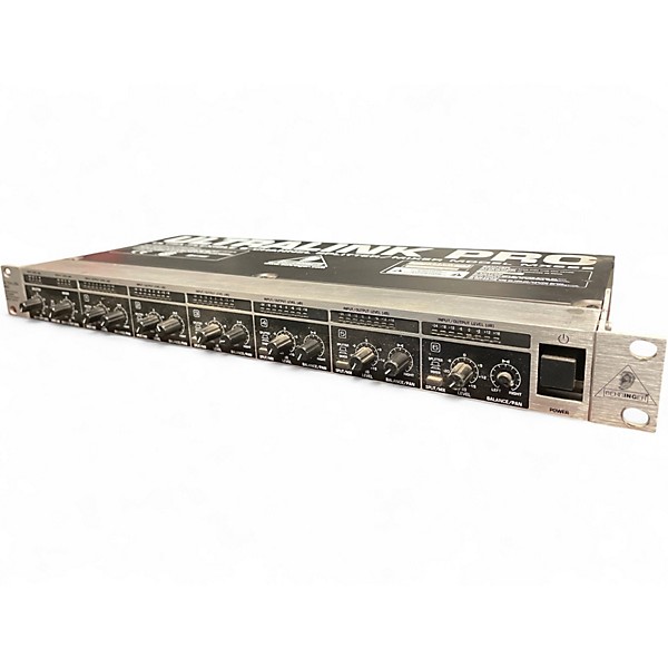Used Behringer MX882 Unpowered Mixer