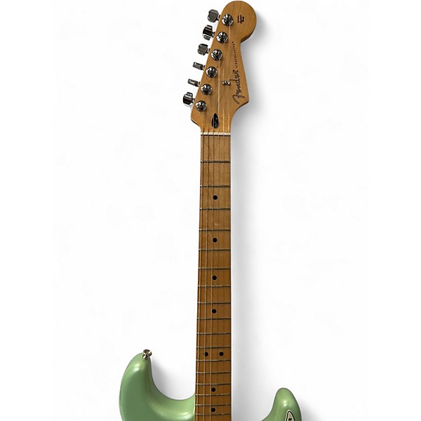 Used Fender Limited Edition Player Stratocaster Seafoam Pearl Solid Body Electric Guitar