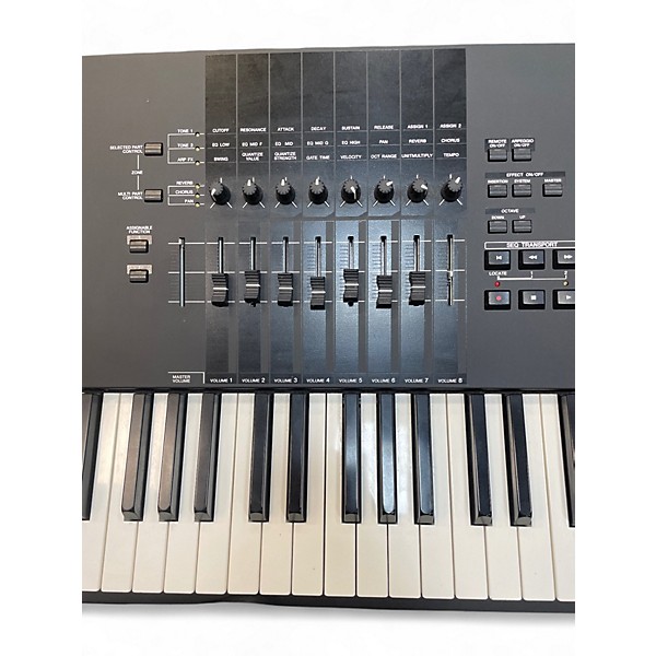 Used Yamaha Motif XF8 88 Key Keyboard Workstation