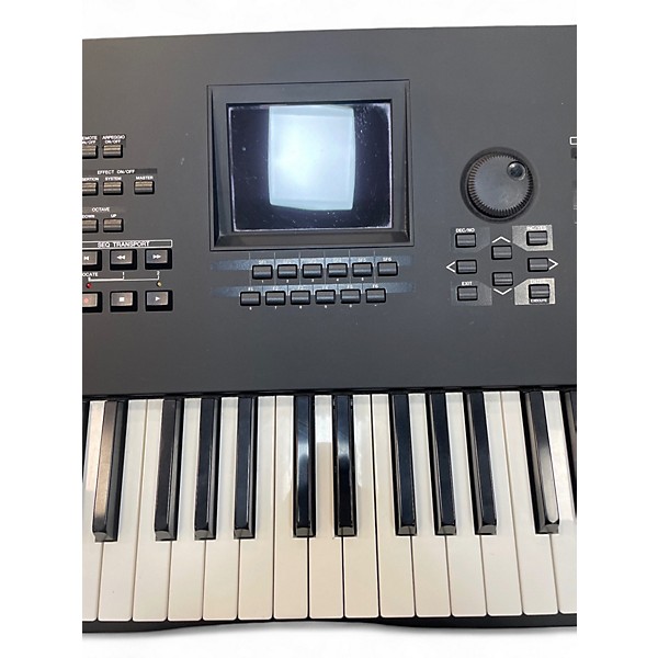 Used Yamaha Motif XF8 88 Key Keyboard Workstation