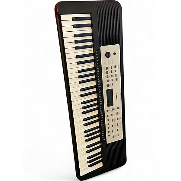Used Yamaha YPT270 Keyboard Workstation