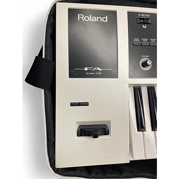 Used Roland FA06 Keyboard Workstation