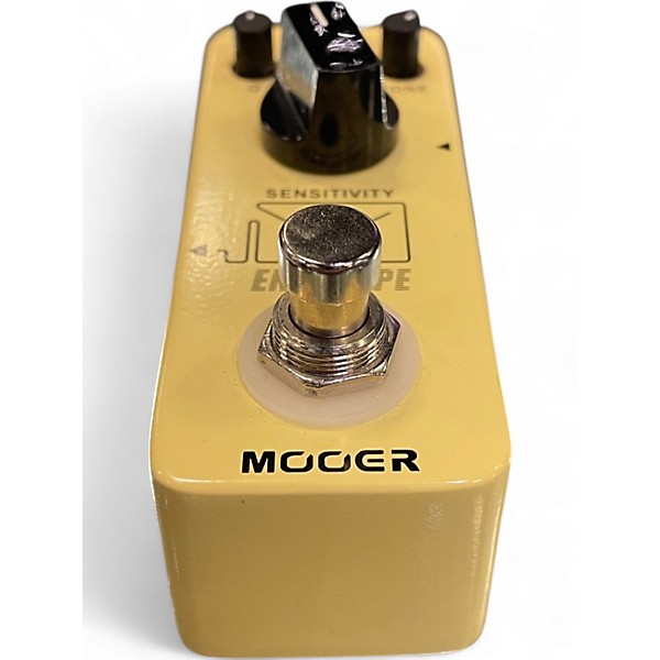 Used Mooer Envelope Effect Pedal
