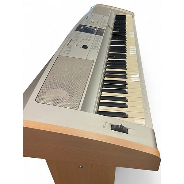 Used Yamaha DGX505 Portable Keyboard