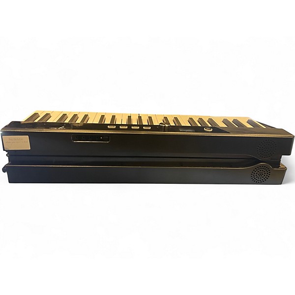 Used Coolmusic KD-16 FOLDABLE KEYBOARD Portable Keyboard