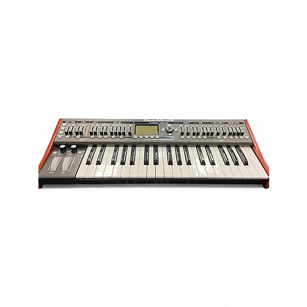 Used Behringer DeepMind 6 Synthesizer