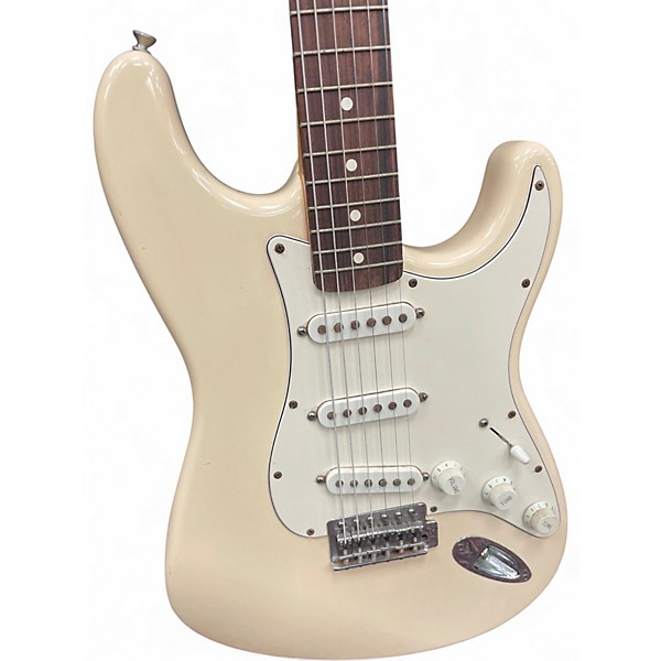 Used Fender Standard Stratocaster White Solid Body Electric Guitar