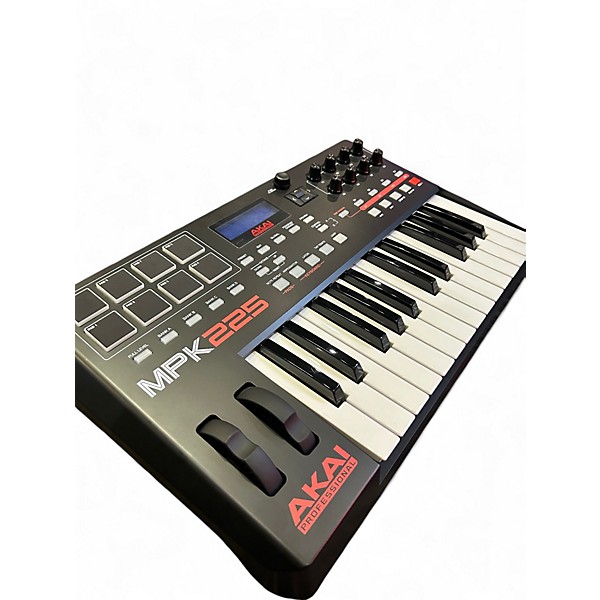 Used Akai Professional MPK225 25-Key MIDI Controller