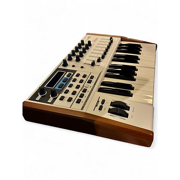 Used Arturia Keylab 25 Key MIDI Controller