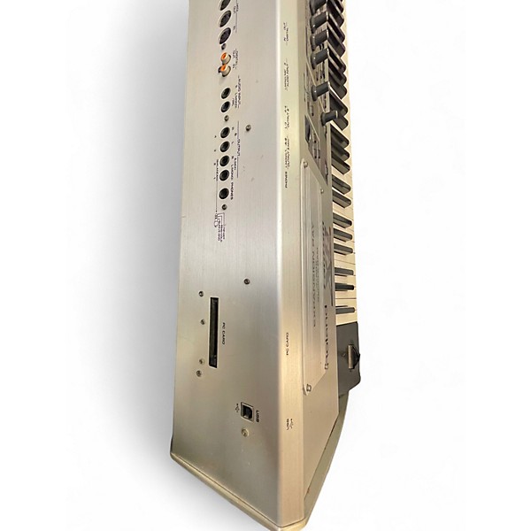 Used Roland Fantom X8 Keyboard Workstation