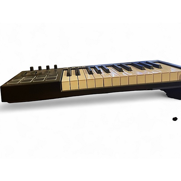 Used Alesis V25 MIDI Controller