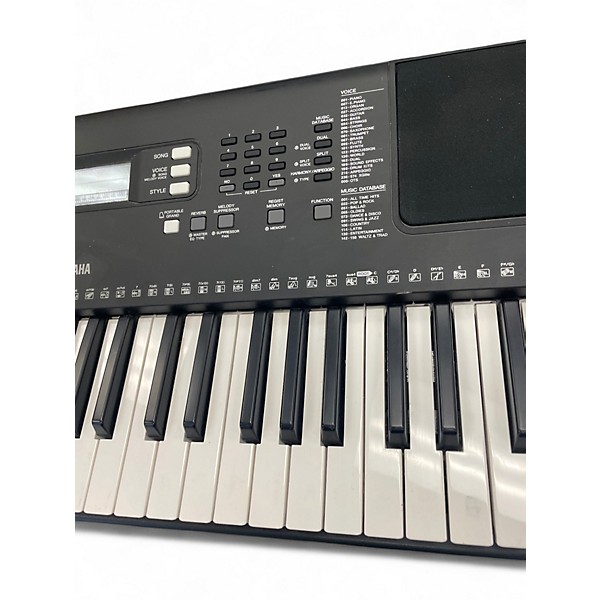 Used Yamaha PSRE363 61 Key Portable Keyboard