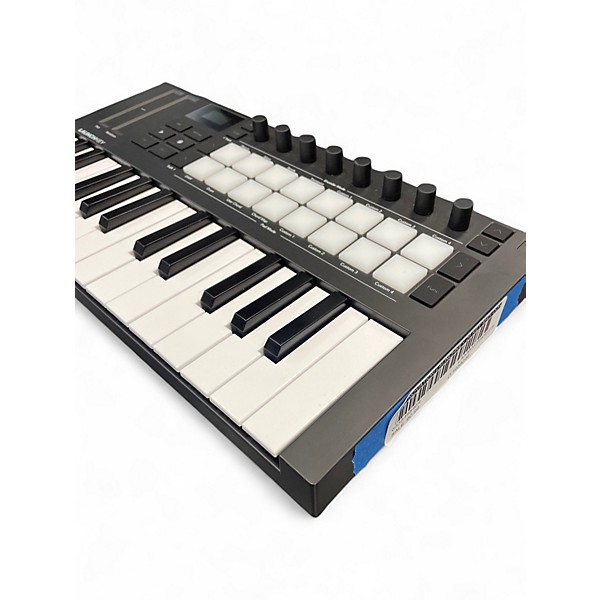 Used Novation Launchkey 25 Key MIDI Controller