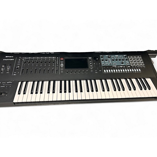 Used Roland Fantom 6 Keyboard Workstation