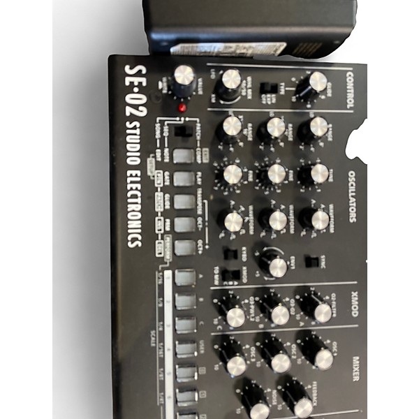 Used Roland se02 Synthesizer