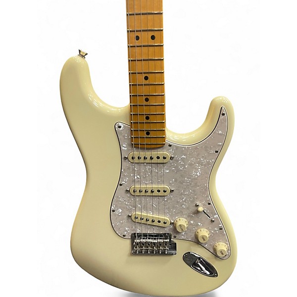 Used Fender American Professional II Stratocaster Olympic White Solid Body Electric Guitar