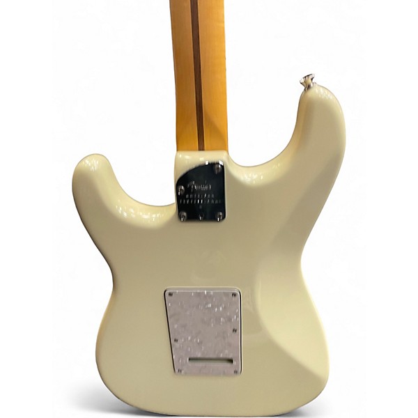 Used Fender American Professional II Stratocaster Olympic White Solid Body Electric Guitar