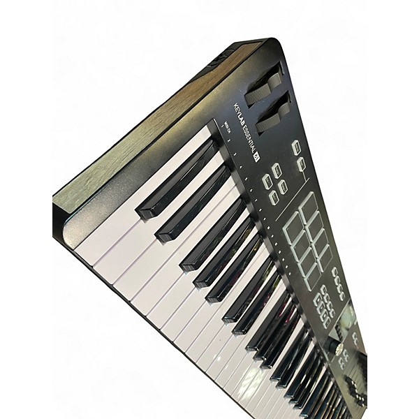 Used Arturia Keylab Essential 61 MIDI Controller