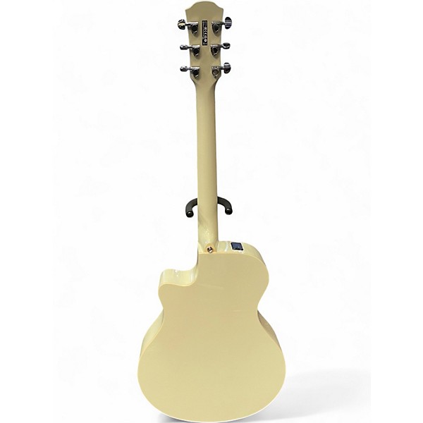 Used Yamaha APX600 White Acoustic Electric Guitar