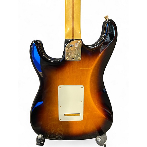 Used 2014 Fender 60th Anniversary Commemorative American Standard Stratocaster 2 Color Sunburst Solid Body Electric Guitar