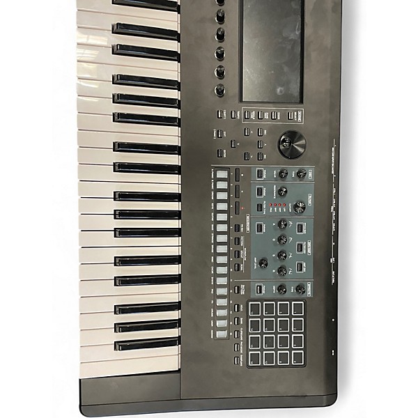 Used Roland Fantom 6 Keyboard Workstation