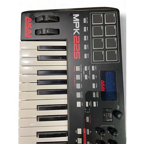 Used Akai Professional MPK225 25-Key MIDI Controller