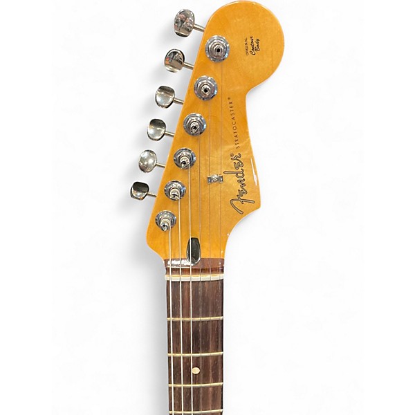 Used Fender PLAYER II STRATOCASTER CORAL RED Solid Body Electric Guitar