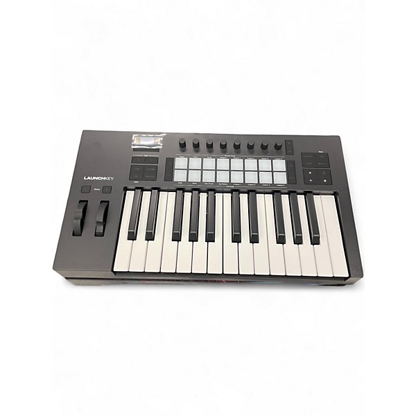 Used Novation Launchkey 25 Key MK4 MIDI Controller