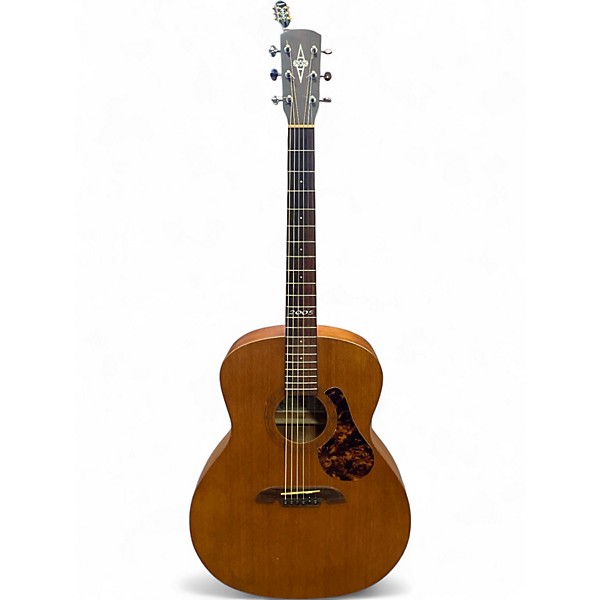 Used Alvarez pf2005 Natural Acoustic Guitar