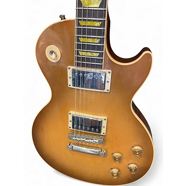 Used 2005 Gibson Les Paul Classic Honey Burst Solid Body Electric Guitar