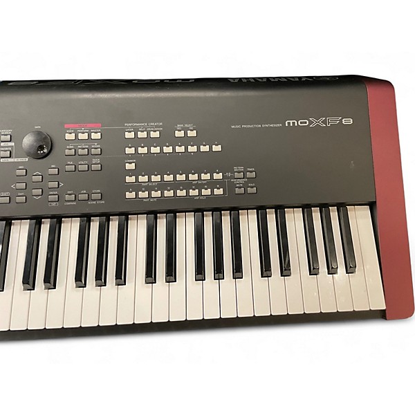Used Yamaha MOXF8 88 Key Keyboard Workstation