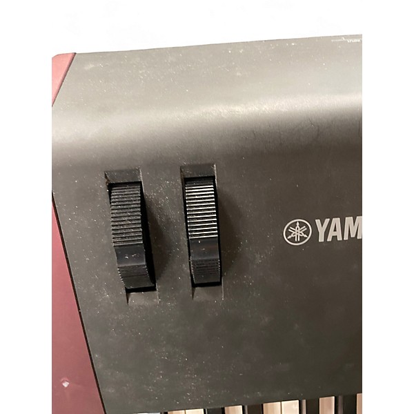 Used Yamaha MOXF8 88 Key Keyboard Workstation